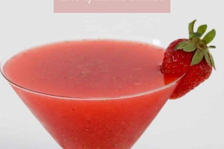 4 Ingredient Strawberry Martini – Bake Play Smile
