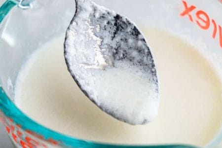 Complete Guide to Buttermilk Substitutes