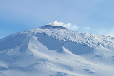 World’s Southernmost Active Volcano Spews $6,000 Worth of Gold Per Day