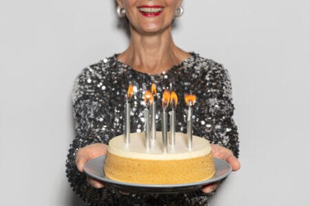 Your body ages quickly in your 40s and 60s. Doctors say these habits will help slow the disease