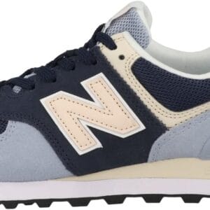 New Balance Women's 574 V2 Essential Sneaker