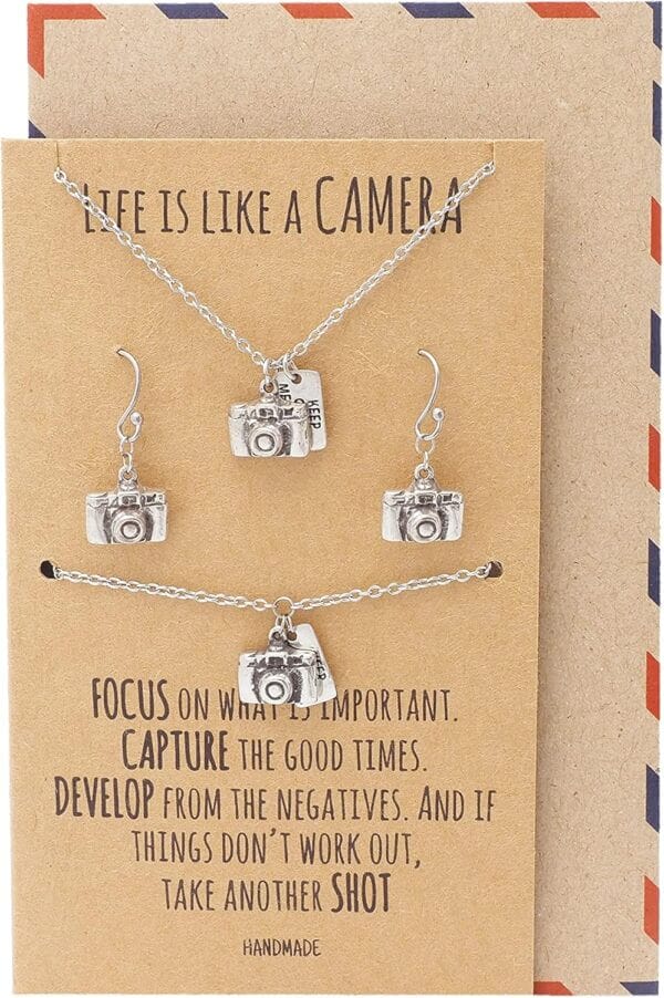 quan jewelry Cute Vintage Camera Miniature Jewelry for Women, Photography Gifts