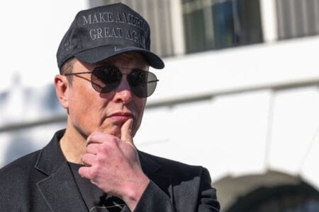 Elon Musk tells Tesla employees ‘hang onto your stock’ in all-hands