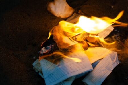 Burn Journaling 101: A Tool For Letting Go & Moving On