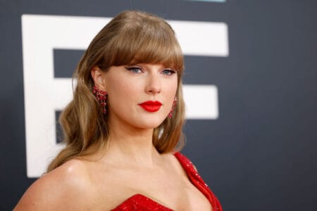 Taylor Swift’s Skincare Philosophy – Joanna Vargas