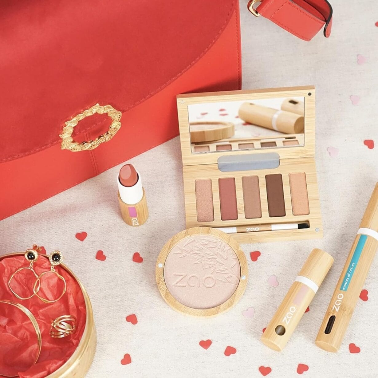 Zao Makeup Compact Pressed Powder Foundation Blendable Face Makeup Long Lasting Portable Full Coverage with Macadamia Oil & Cocoa Butter Lightweight Airbrushing for Pores & Imperfections 9g (302) - Image 7